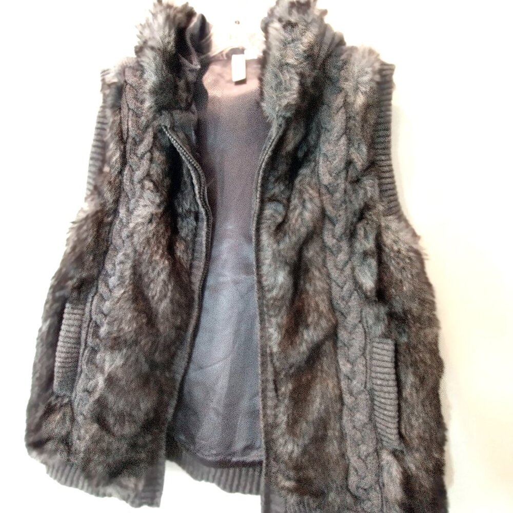 NWOT Faux Fur and Knit Vest with Hood Size M